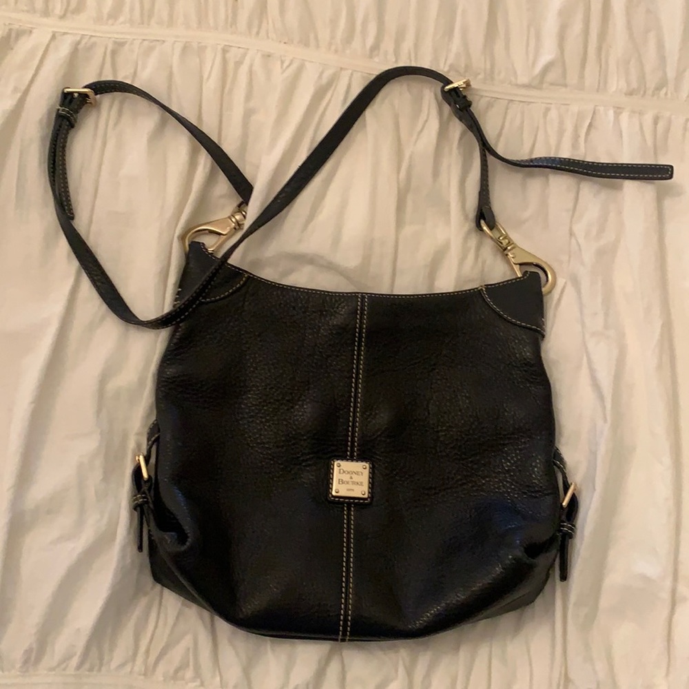 Dooney & Bourke shoulder bag